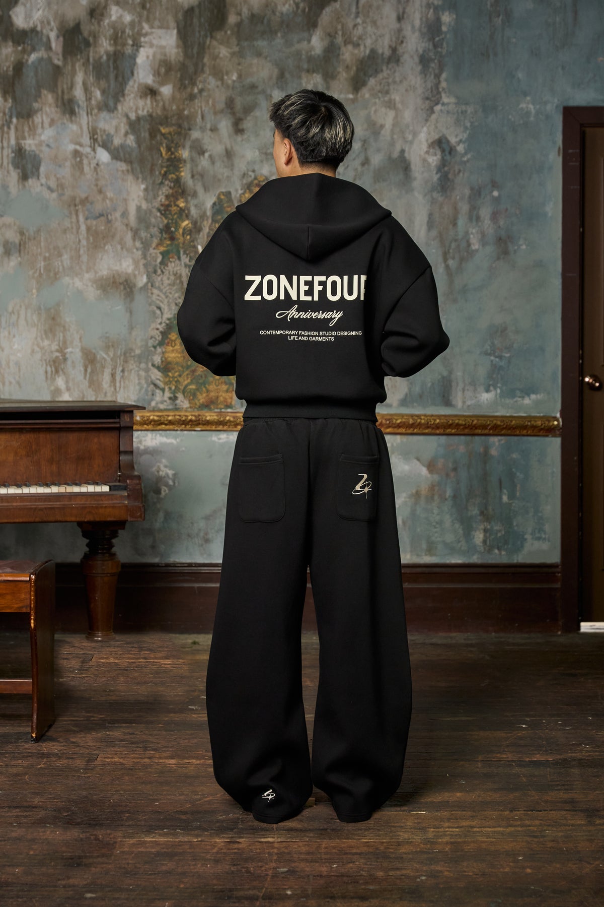 Anniversary Zip Hoodie - Black