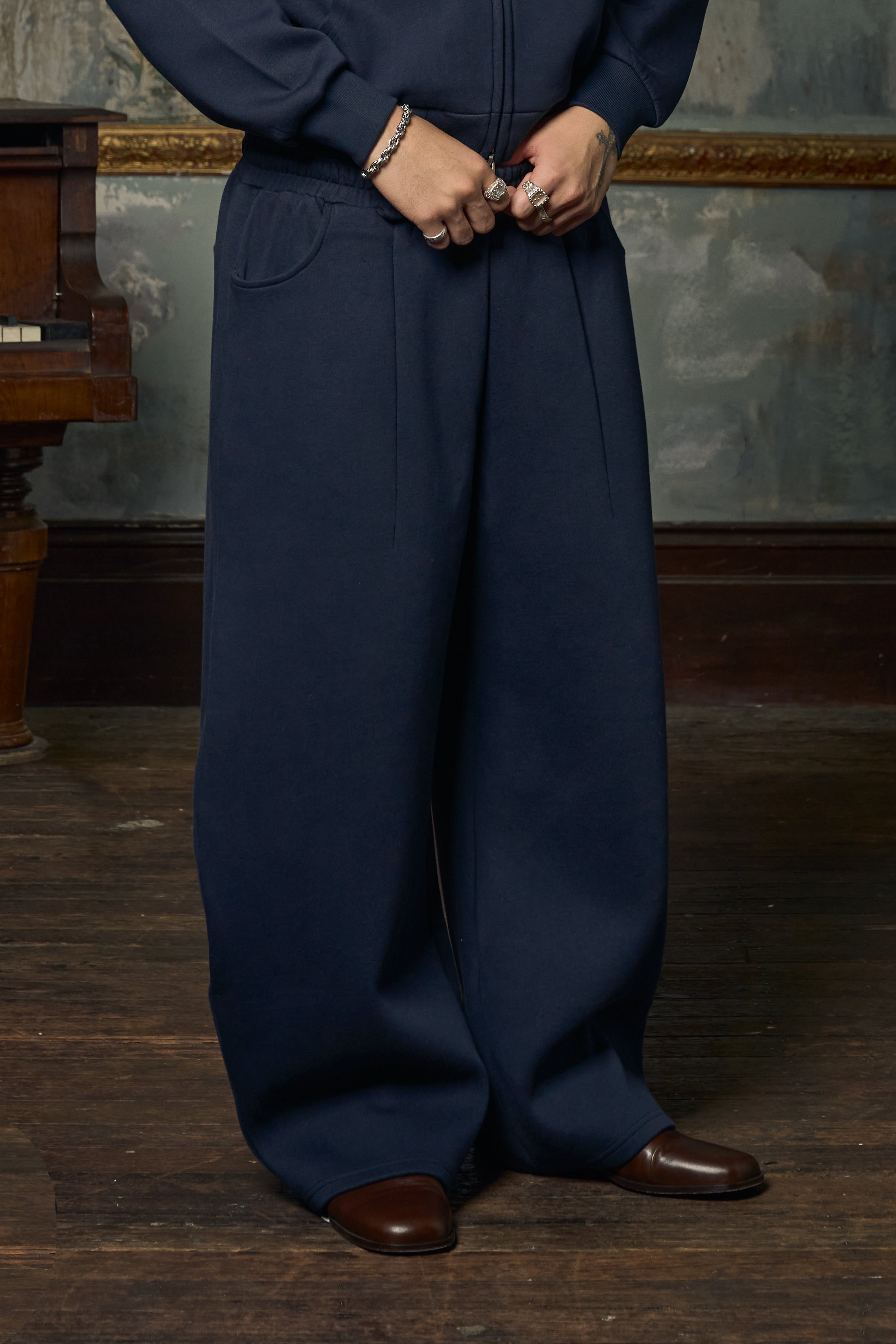 Anniversary Sweats V2 - Navy
