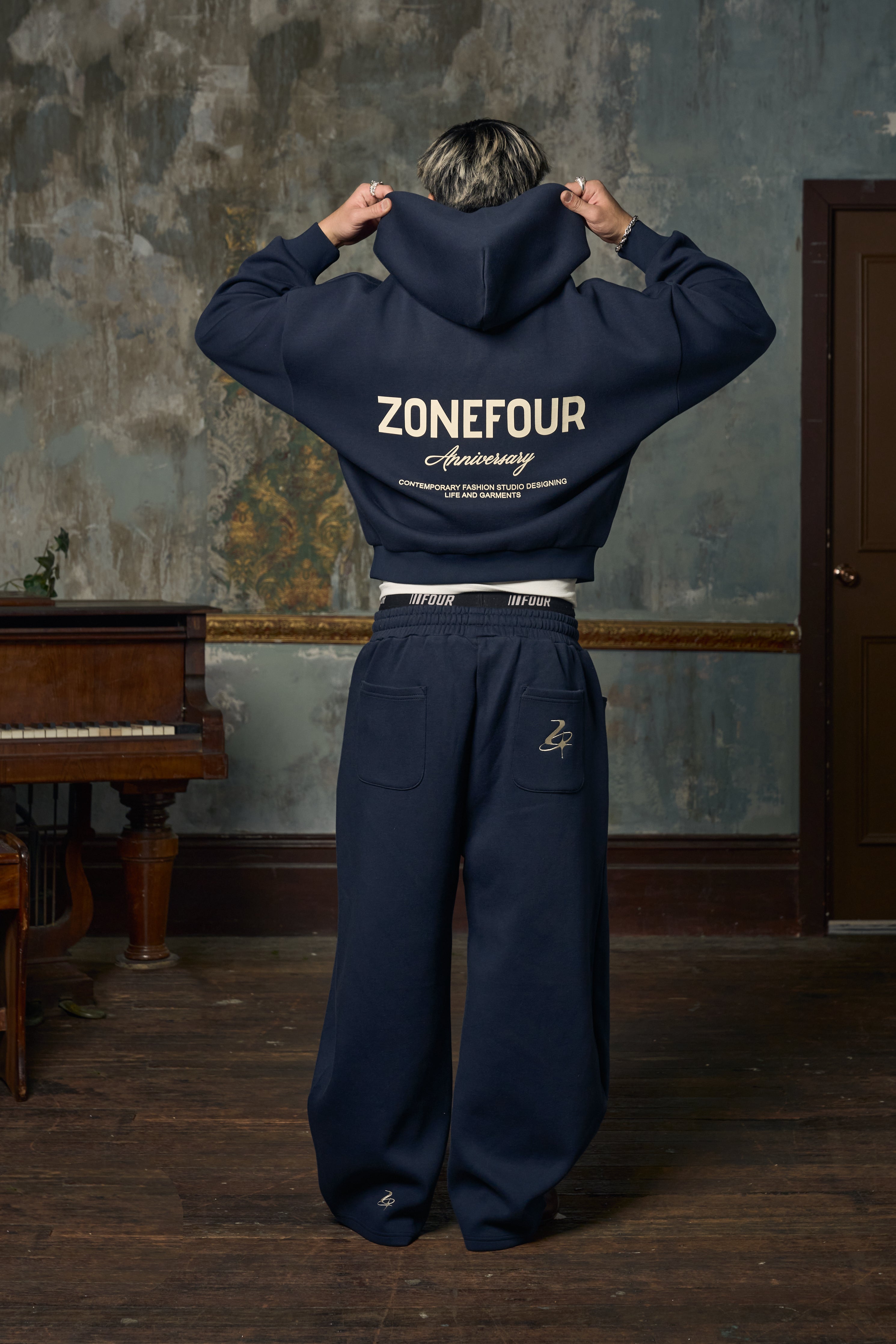 Anniversary Sweats V2 - Navy