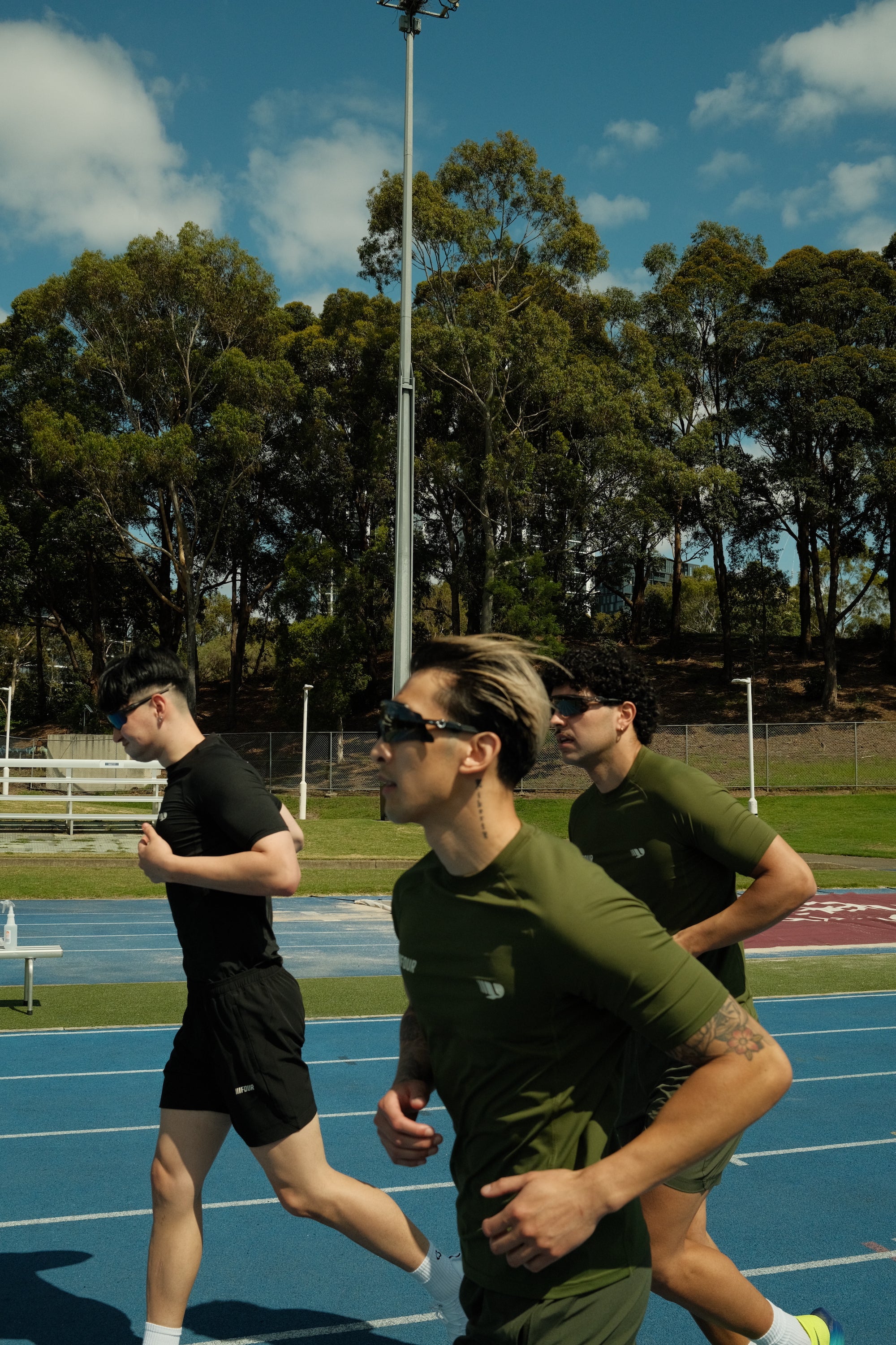 Short Sleeve Performance Shirt - Khaki