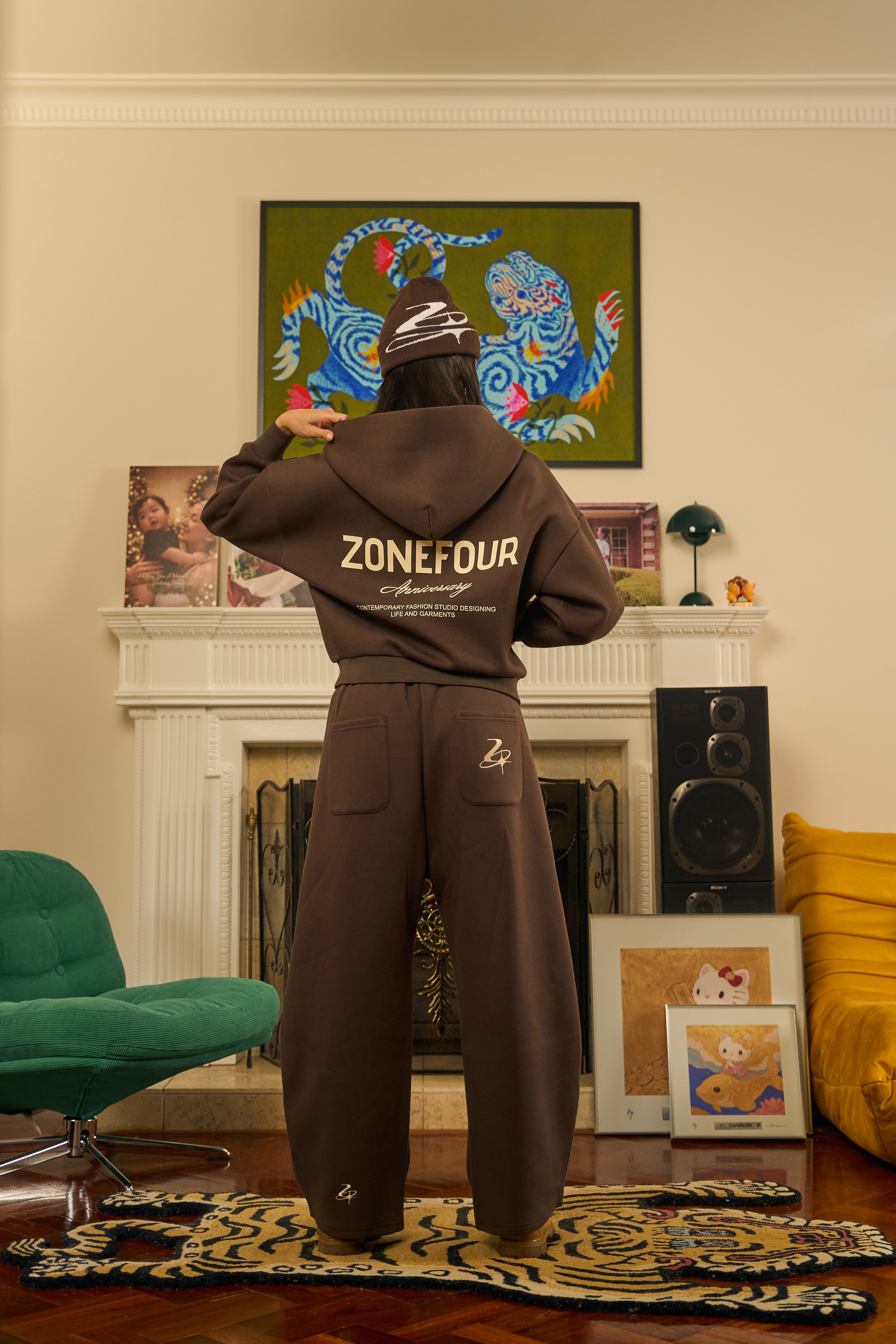Anniversary Sweats V2 - Taupe